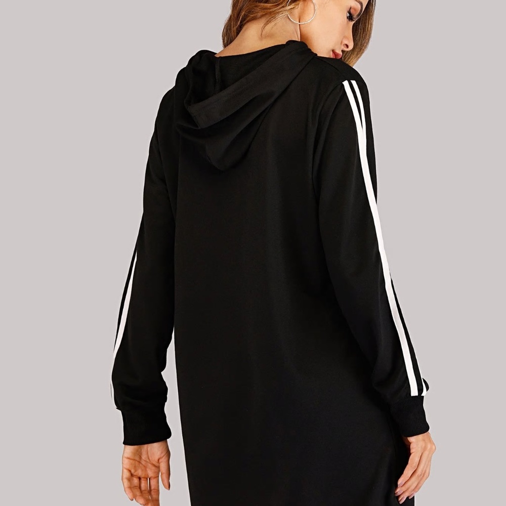 hooded sporty dress - Picture 3 of 3